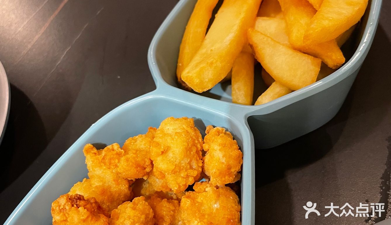 周末打卡网红茶餐厅