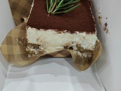 -芷桦咖啡(新城市广场店)