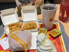 -麦当劳(杭州西湖银泰百货店)