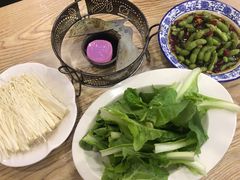 -江城燕子大排档(江汉路步行街店)