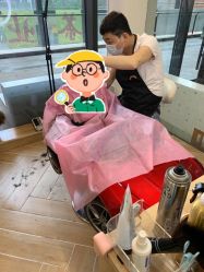 -奇怪的独角兽亲子理发沙龙