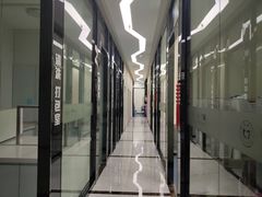 -雅致口腔门诊部(五羊邨地铁店)