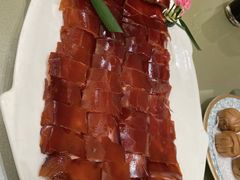 -沙龙酒家