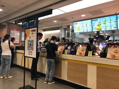 -麦当劳(轻轨曹杨路店)