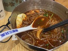-魔都三兄弟酸辣粉·蘸卤炸串(虹桥万科店)