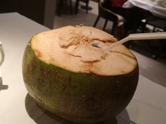 恒温原只椰青水-闻见中国海南菜(K11店)