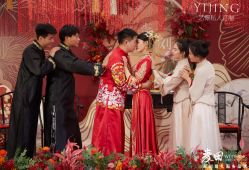 点击看大图 -艺憬婚纱礼服·造型(二七万达店)