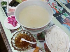 -桥香园正宗过桥米线(机场五店)