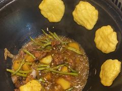 -哈尔滨烧烤·山河村铁锅炖(交大店)