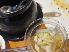 -莲餐厅·湖北菜·潜江小龙虾店(愚园路店)