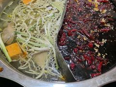 -储奇门鳝鱼火锅(总店)