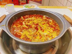 -佬缸炮江湖川菜(玉林店)