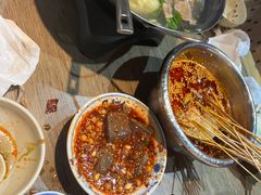 -肖四女乐山跷脚牛肉(滨江天街店)