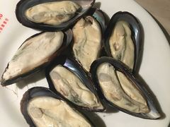 青口贝-马达风盛海鲜烤肉火锅自助餐厅(银谷店)