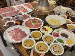 -老楼羊蝎子·铜锅涮肉•20年专注羊肉(惊驾路店)