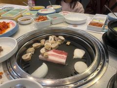 -韩香福烤肉庄园(荣成店)