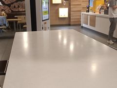 -麦当劳(长江西路得来速店)