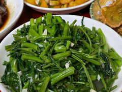 -芦茨金富饭庄·25年老字号·专做稻草鸡