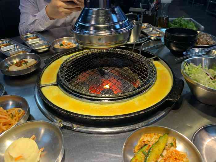 崔家木炭烤肉(南桥店)-"食材很新鲜,调味类肉很入味.比釜山好吃.