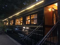 -火车头法国西餐厅