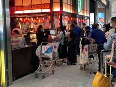 等位区-陈鹏鹏潮汕菜(宝安机场T3航站楼店)