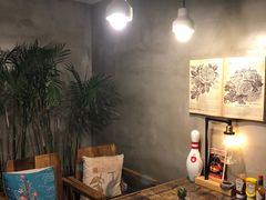 -HIGH FIVE哈福手工汉堡(桂林路店)