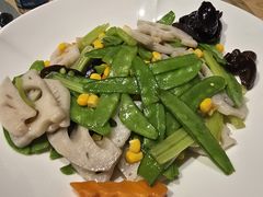 -瓦国小镇·果木烤鸭·融合菜(西口店)