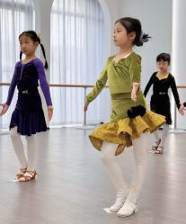 -深舞形体民族舞蹈工作室