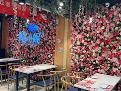 -辣小妮de川菜馆(红旗Mall店)