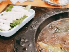 菌汤鸳鸯锅-刘一手重庆火锅(270度江景·洪崖洞店)