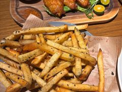 -MARU玛露音乐餐厅(大学路店)