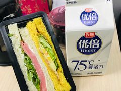 -家乐福(古北店)