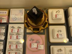 -恒一珠宝·回收黄金钻石奢侈品(灵岩南路店)