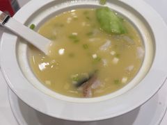-万龙洲海鲜(广渠门店)