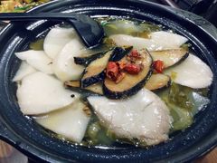 酸菜杏鲍菇汤-十二舍·湯物素煮(江泰潤政店)