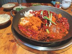 -四小区火锅·巷子里的重庆火锅(花照壁店)