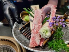 -铭牛烧肉·和牛海鲜自助(高新月牙湖店)