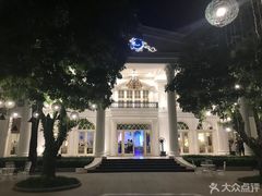 -河内西湖莲花自助餐厅