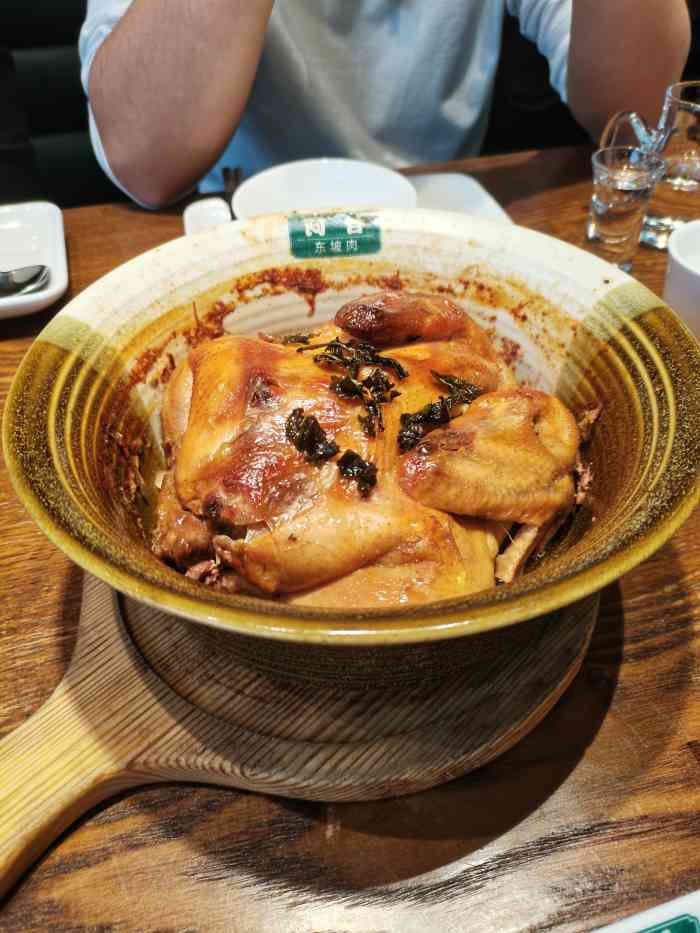 阿甘小馆(陇海路店"只看门头,根本不能想象到生意会这么火爆.
