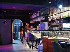 -INNS BAR 音乐酒吧餐厅