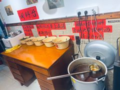 -柳州肥姨妈大骨螺蛳粉(双阳路店)