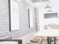 -麦当劳(中唱大厦店)