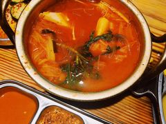-青瓦炭韩潮烤肉(花园道店)