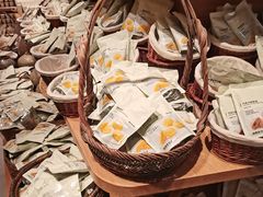 -七鲜超市(瑞虹天地太阳宫店)