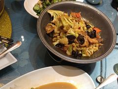 -乔家小院•非遗驴肉•本地小海鲜(滨河路店)