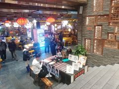 -八一路好吃街(雨田商务大厦店)