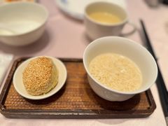 文思豆腐配蟹壳黄-江南灶中餐厅(南京香格里拉店)