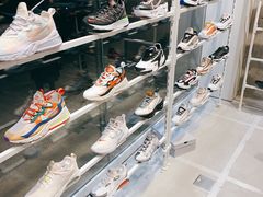 -NIKE KICKS LOUNGE体验店(北京新中关店)