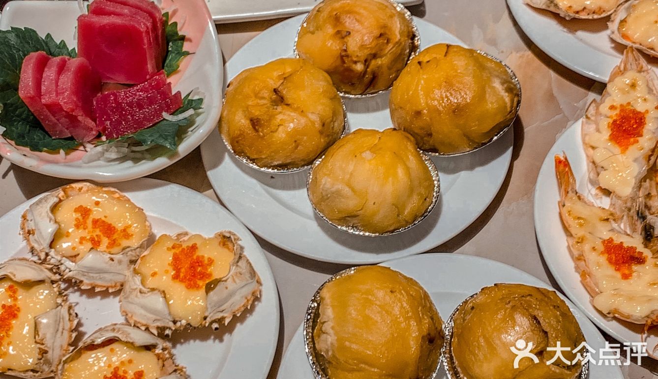 成都海鲜天花板🦐怎么会拒绝一整只麻辣大波龙呢