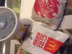-麦当劳(杭州西湖银泰百货店)